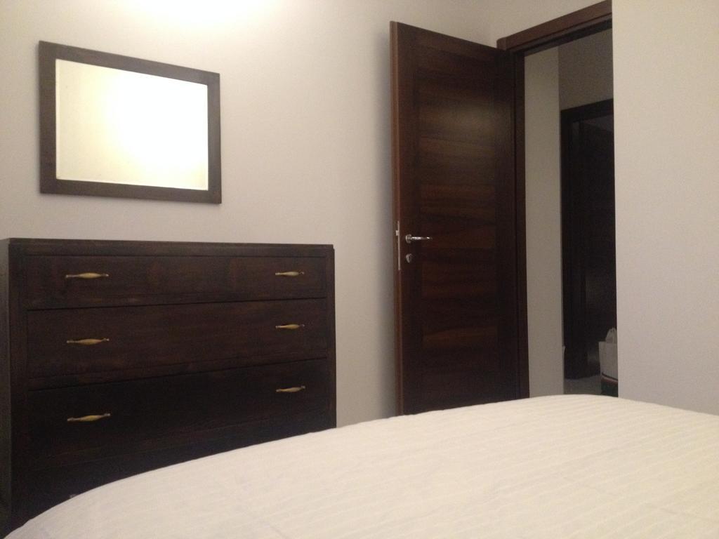 Via Roma Suite Ortona Habitación foto